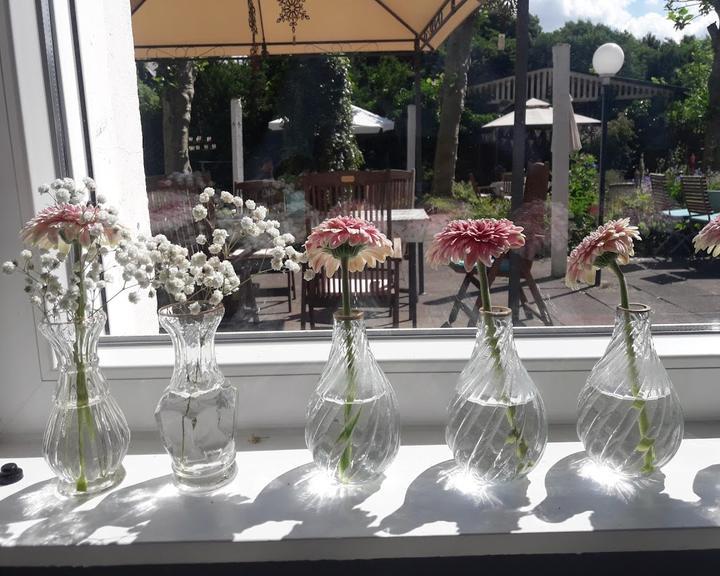 Cafe LebensArt
