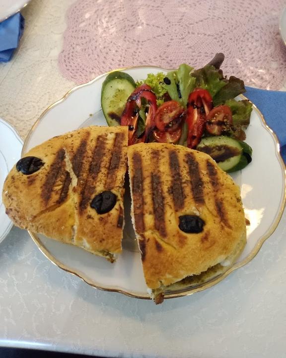 Cafe Mademoiselle