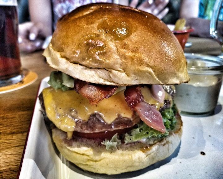 Burger House