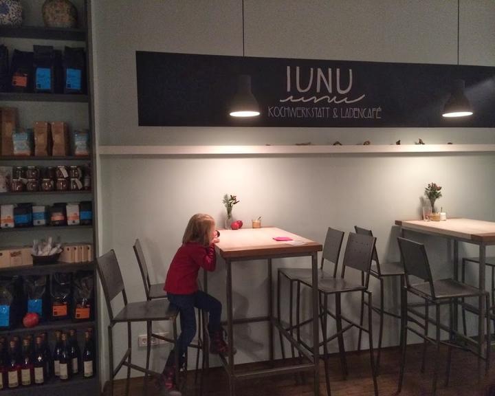 IUNU Kochwerkstatt und Ladencafé