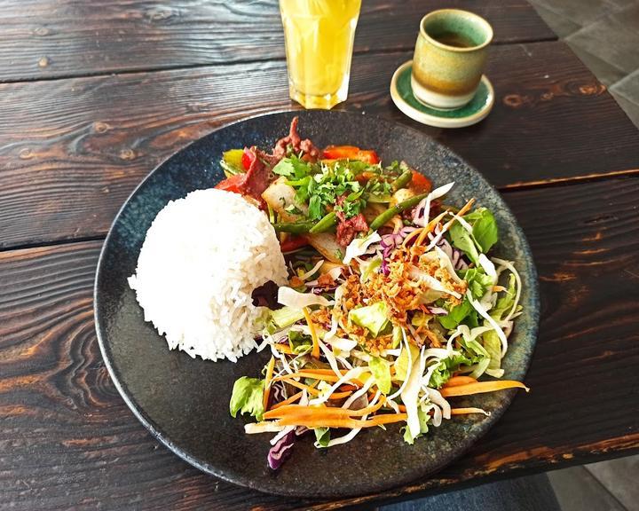 momotaro tavern