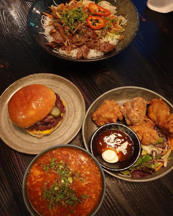 momotaro tavern