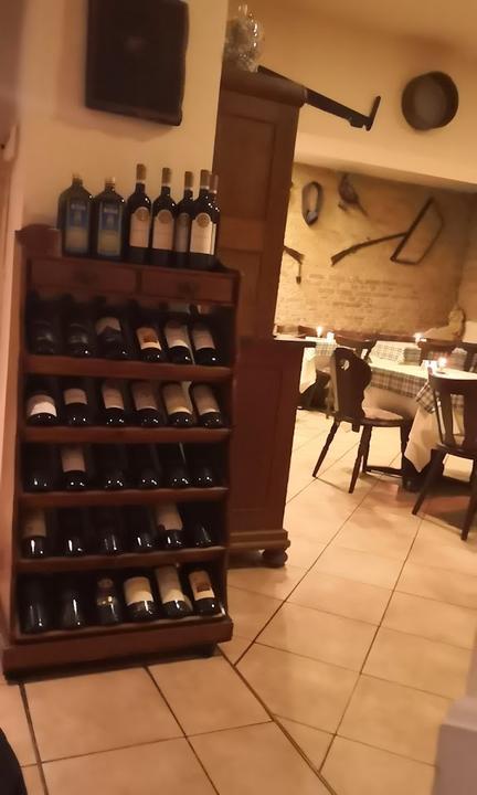 Medel Restaurant
