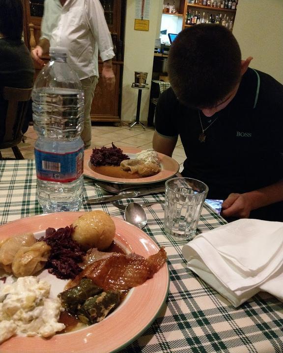 Medel Restaurant