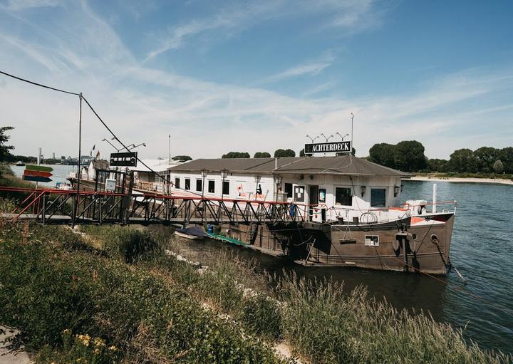 Achterdeck im Marienburger Bootshaus