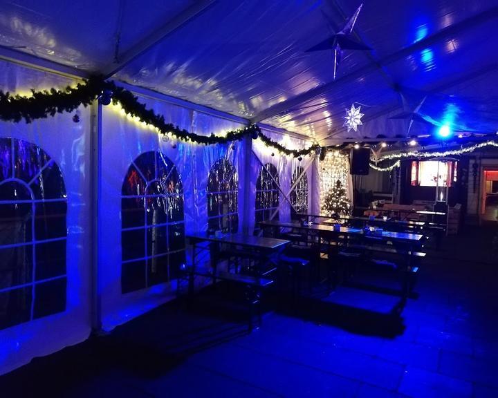 Achterdeck im Marienburger Bootshaus