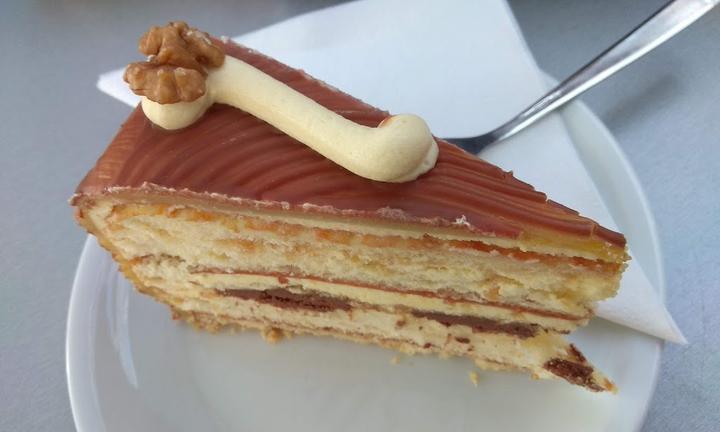 Madame Gateaux