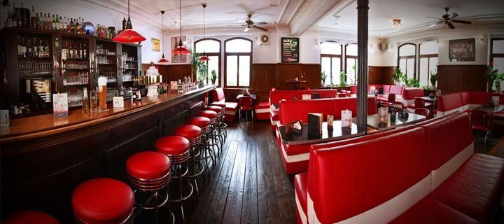 Cadillac-Bar