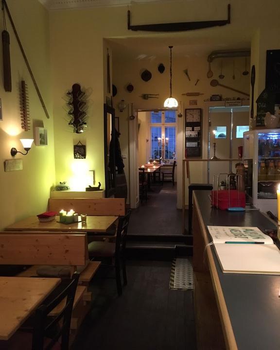 Hans Weinstube & Cafe