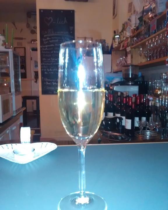 Hans Weinstube & Cafe