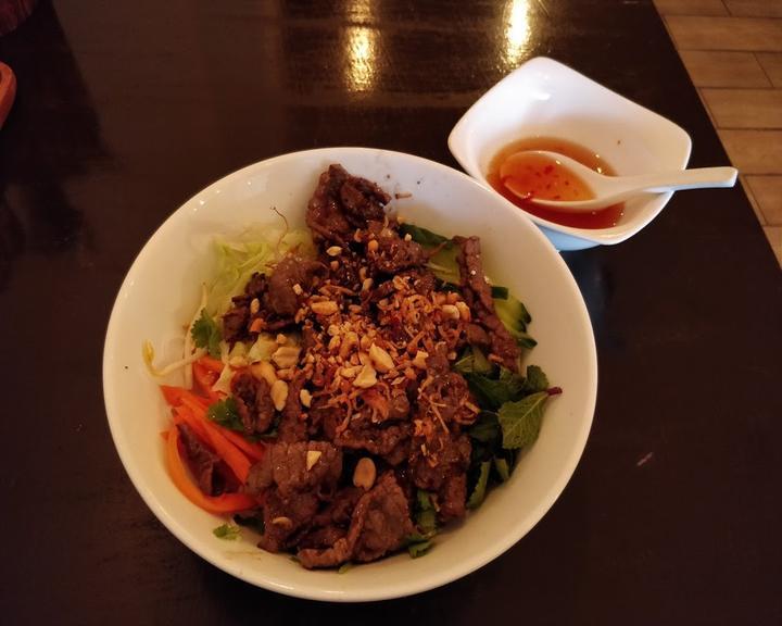Noodle Village