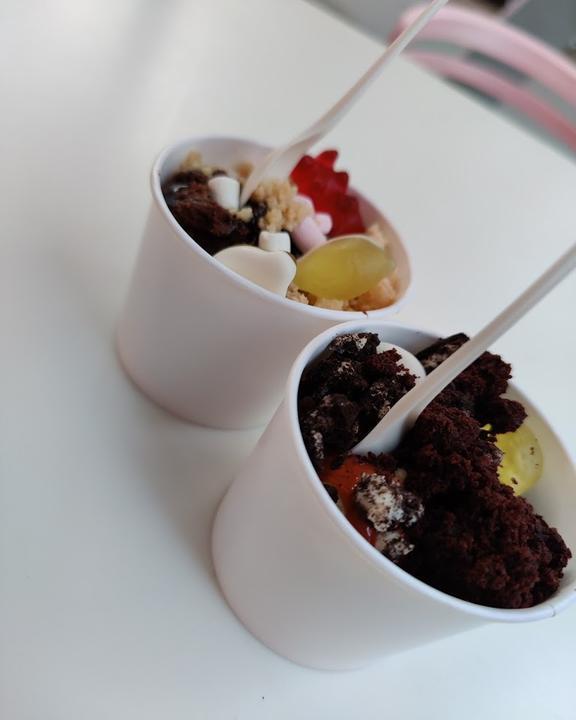 Spooning Cookie Dough Bar