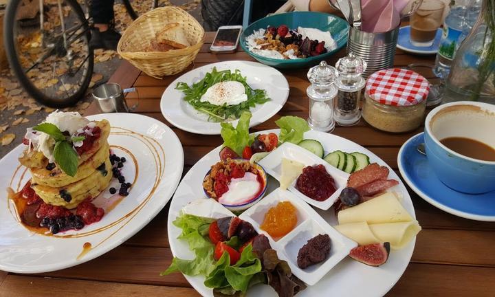 Mahlo Brunch Bar