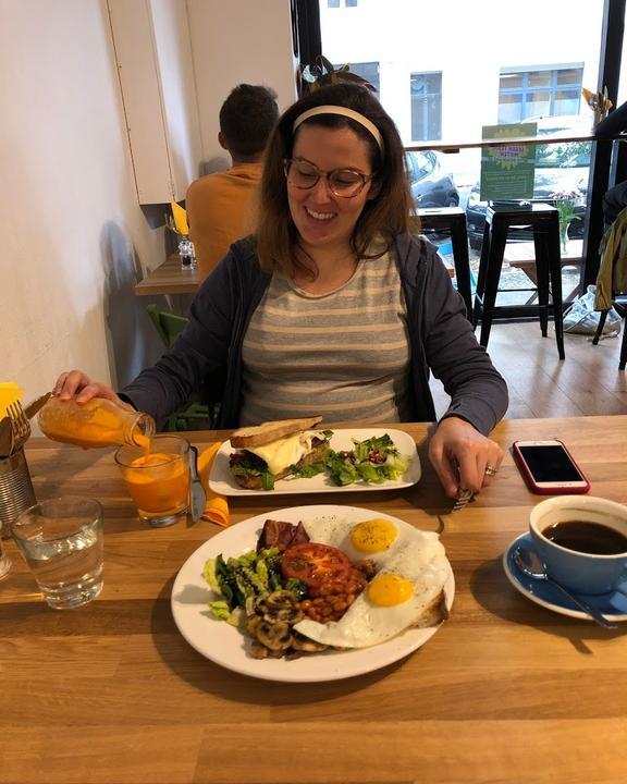 Mahlo Brunch Bar