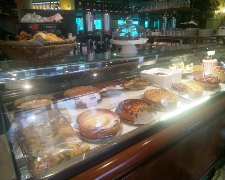 Cafe Bluete