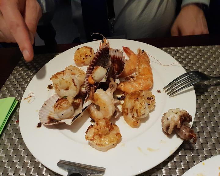 Holly Wok Buffet