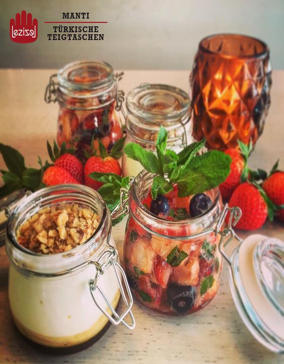 Lezizel Manti - RiemArcaden