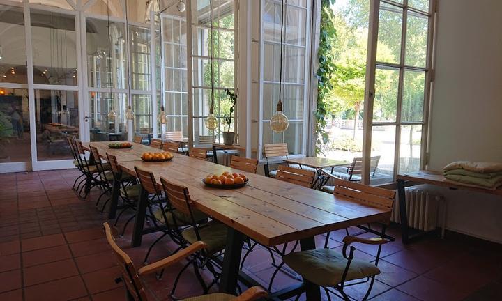 Zitronencafe im Koernerpark