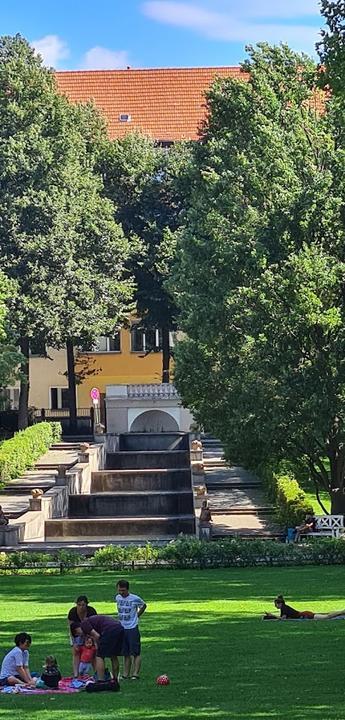 Zitronencafe im Koernerpark