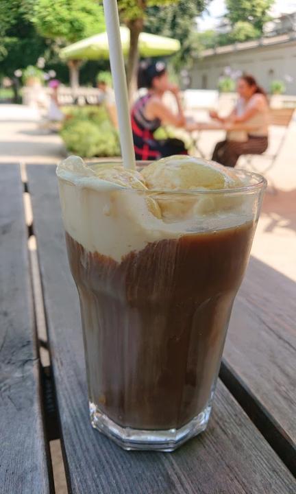 Zitronencafe im Koernerpark