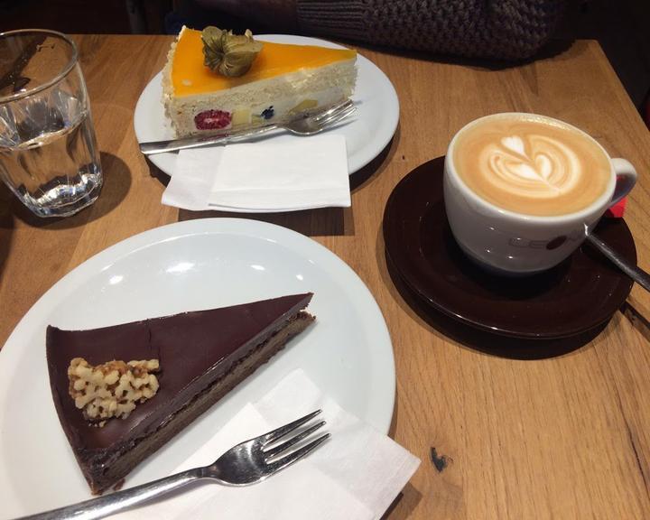 Leone Caffé