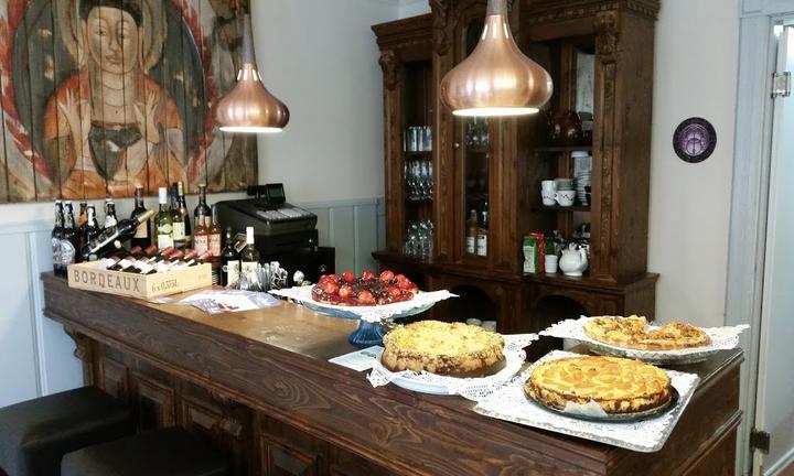 Cafe Avalon