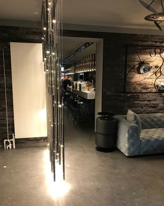 Mirror Munich Bar