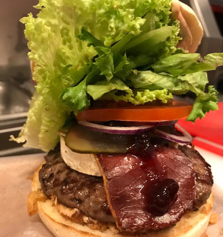 Musty Burger