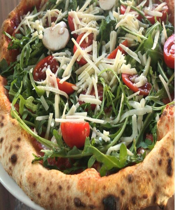 Brechts Pizza & Vino