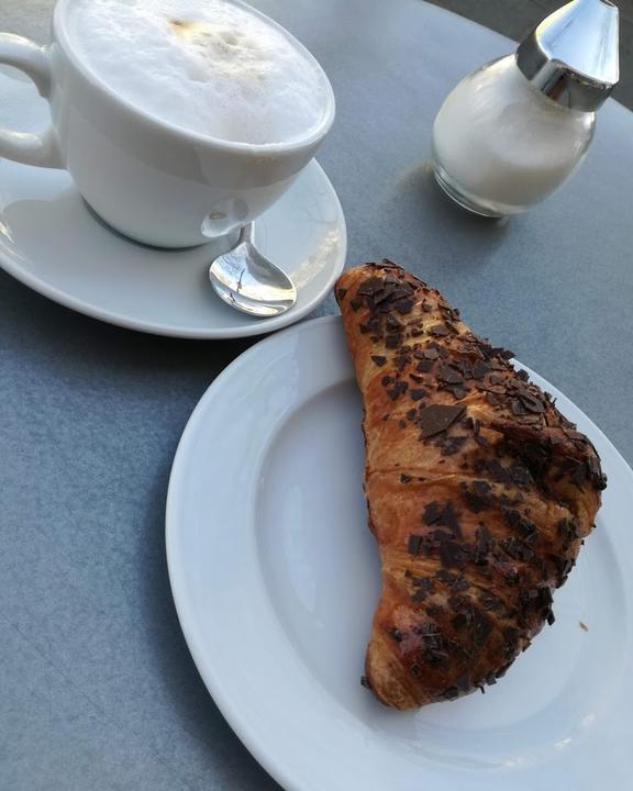 Baguette, Croissant & Co.