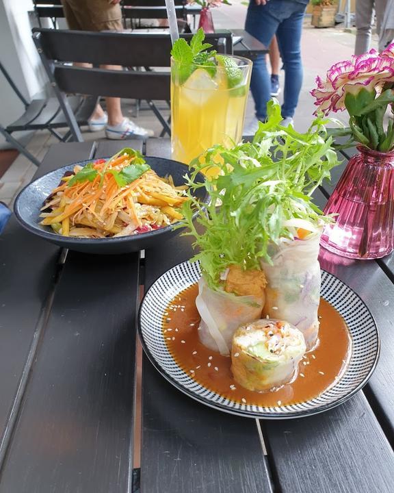 VO Restaurant & Bar