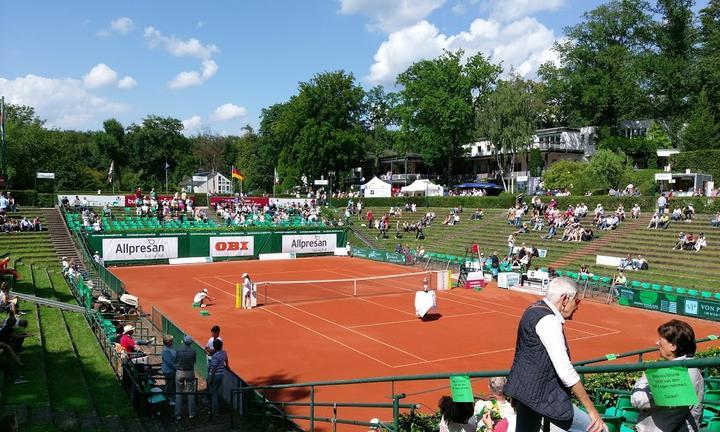Rochus Club Restaurant