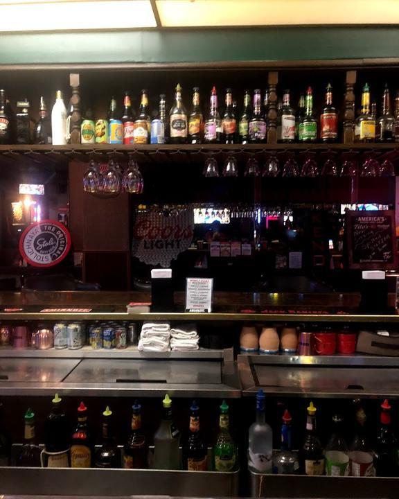 THEOS LOUNGE & BAR Restaurant