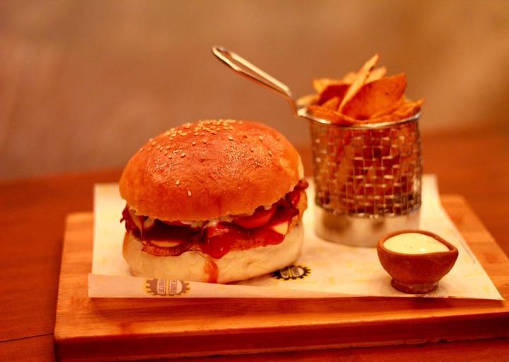 Burger & Steakbar