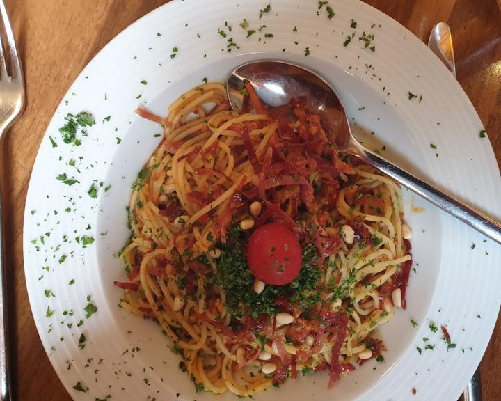 Cafe Restaurant Harmonie