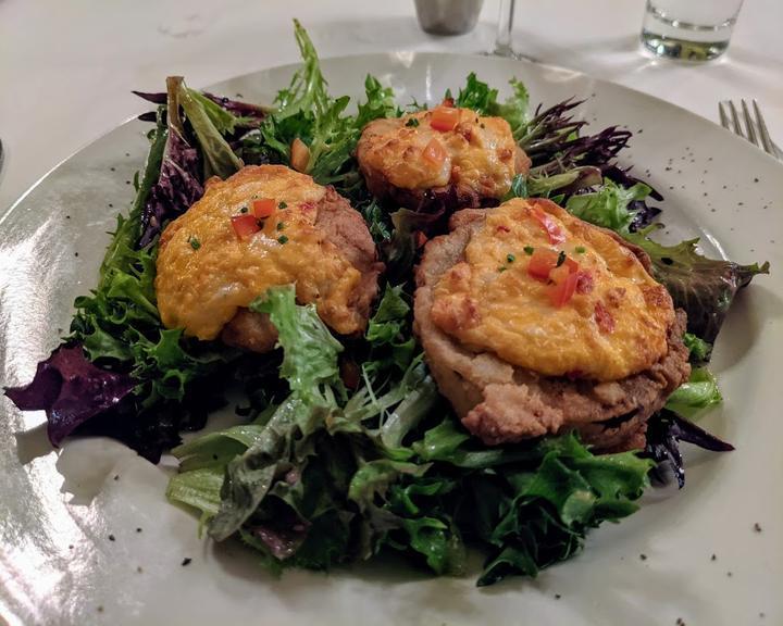 Emil’s Bistro & Bar