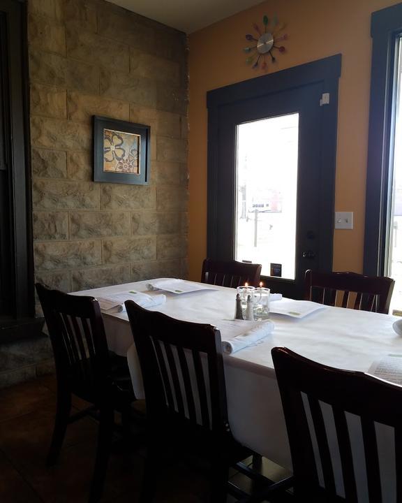 Emil’s Bistro & Bar