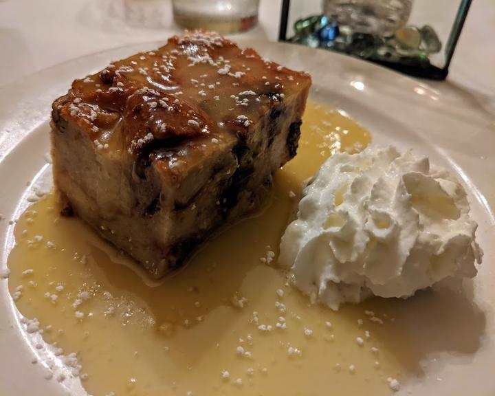Emil’s Bistro & Bar