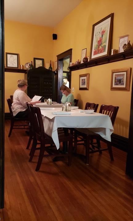 Emil’s Bistro & Bar