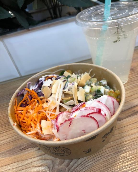 U|F Poke Bar