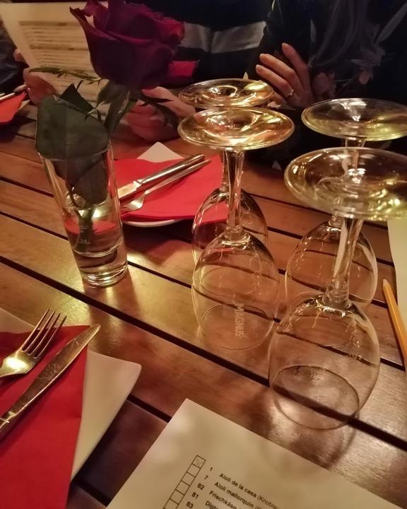 Christoffer's singin tapas