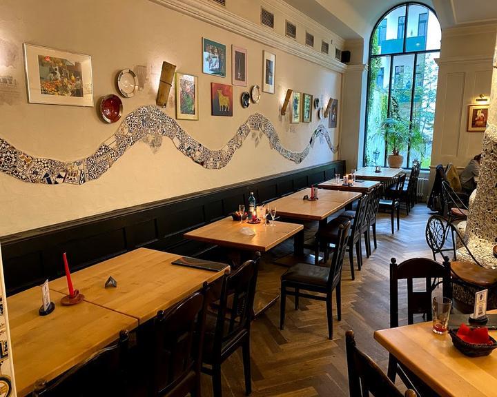 Cafe Madrid