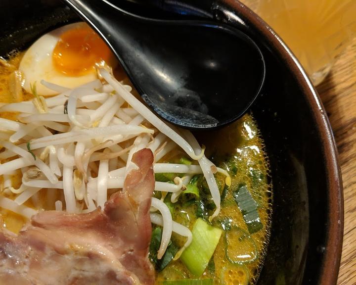 MOMO Ramen