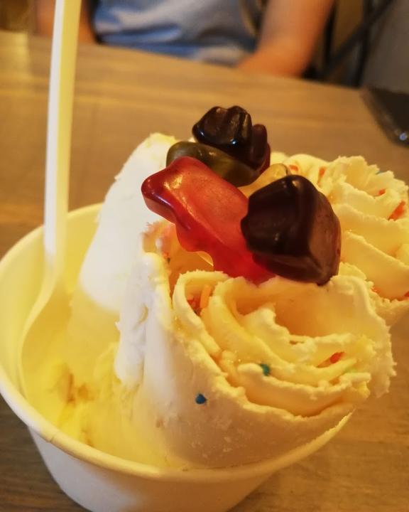 Delabuu Ice Cream