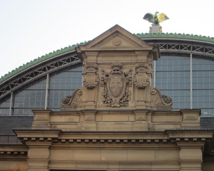 Mr. Clou am Hauptbahnhof