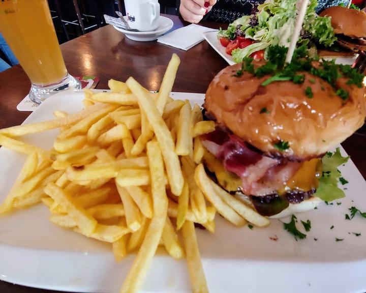 Karma Public Livingroom