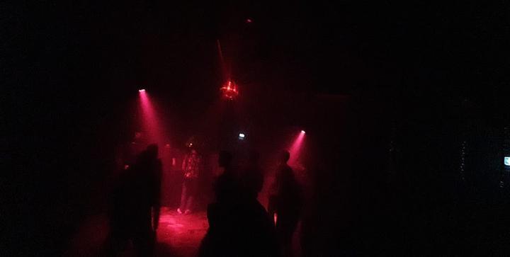 Pale
