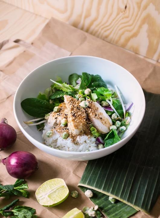 Mama Vân - Sài Gòn Deli