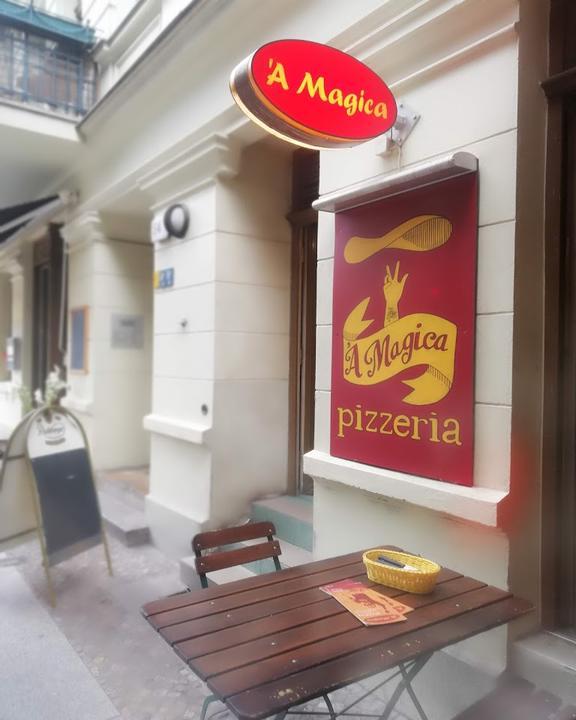 A Magica