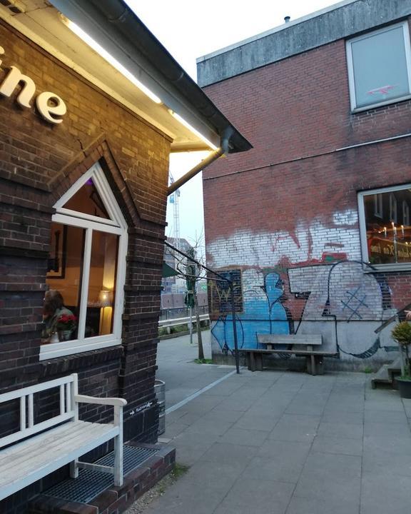 Oberhafen Kantine